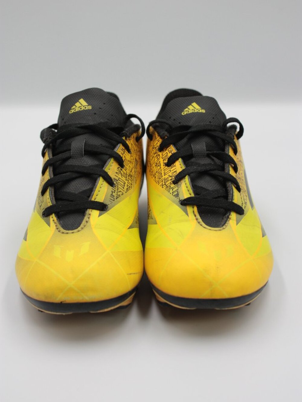 Adidas Messi-inspired design Soccer Cleats Youth 3Y